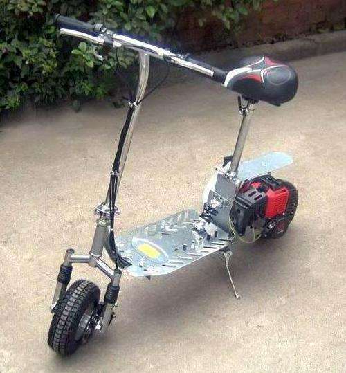 49CC 2 Stroke Gas Scooter with Shocks --- up to 35km/hr