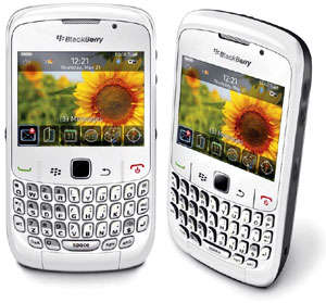 White Edition - Blackberry Bold 9700 ONYX, "BRAND NEW" BOXED. UNLOCKED - BOLD 2