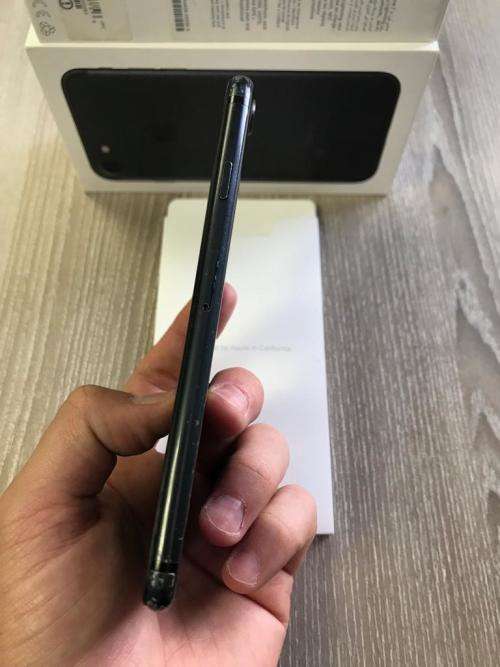 iPhone 7 32GB PLEASE READ