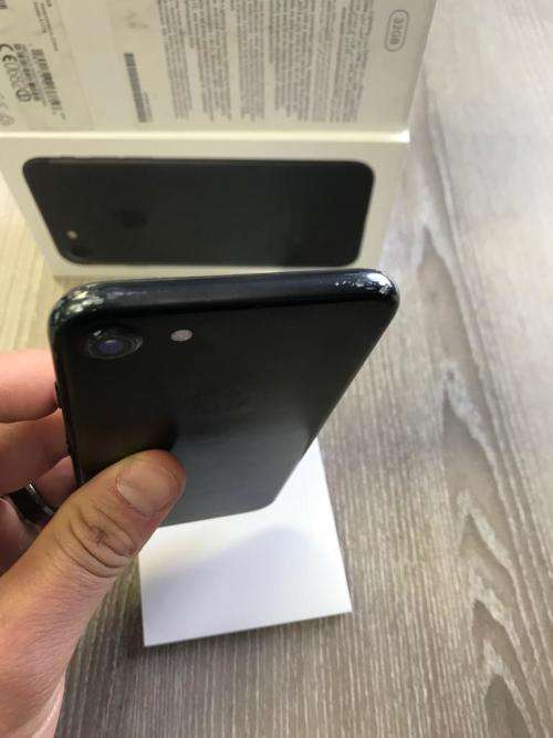 iPhone 7 32GB PLEASE READ