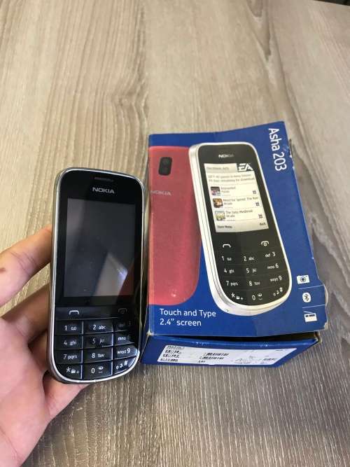 NOKIA Asha 203 *** Touch and Type!