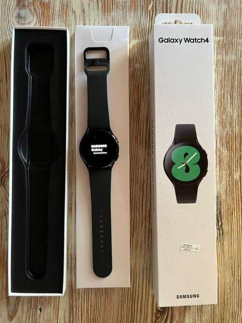Samsung Watch 4 GREAT Condition