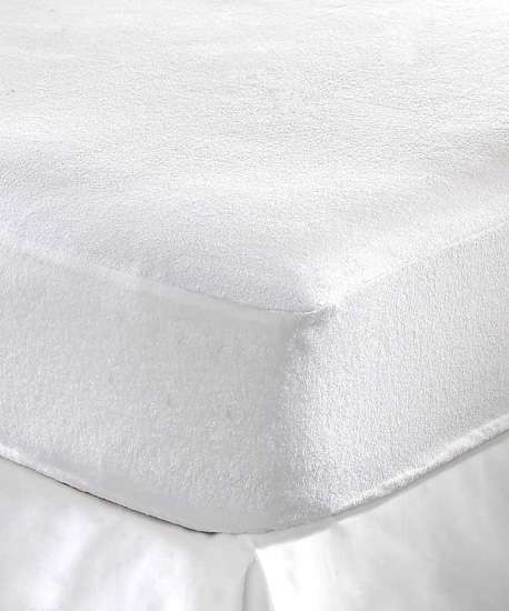 **FREE DELIVERY: Queen Waterproof Mattress Protector**