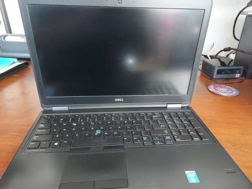 DELL LATITUDE E5550 5TH GEN INTEL CORE i7-5600U CPU 2.60GHz, 8GB RAM, 600 GB HDD