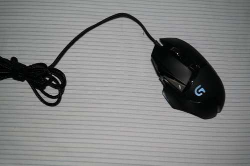 G502 PROTEUS SPECTRUM RGB TUNABLE GAMING MOUSE