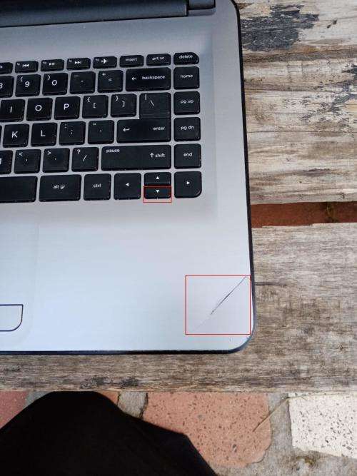 **GIVEAWAY** Super neat HP Laptop