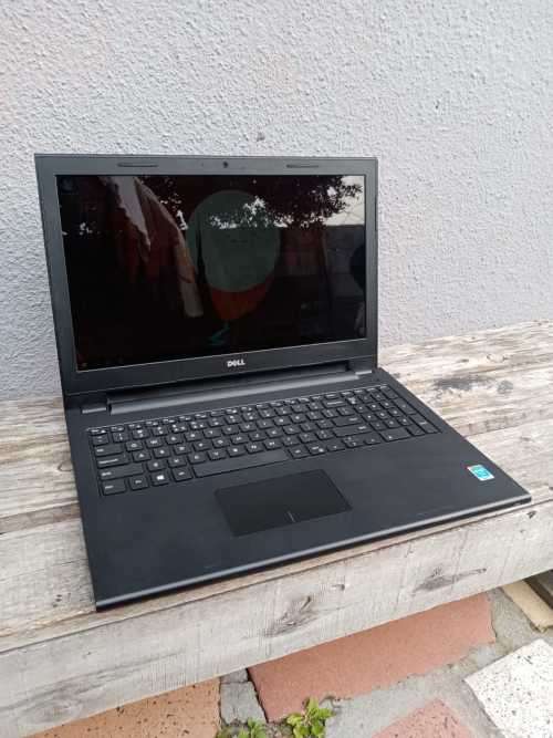 Very Neat, i3 Dell Inspiron Laptop
