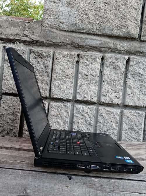 **LATE ENTRY** **BARGAIN** VERY CLEAN Lenovo Thinkpad i5 laptop for sale
