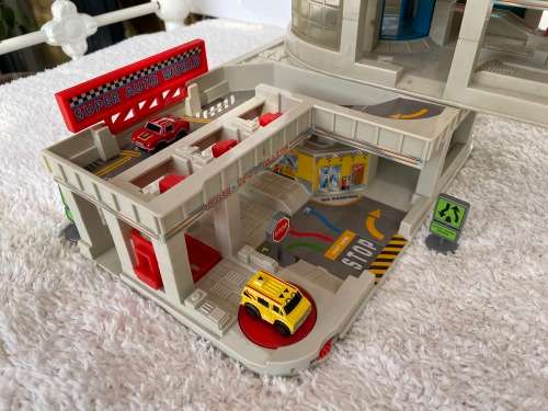 Galoob Micro Machines Super Auto World Playset