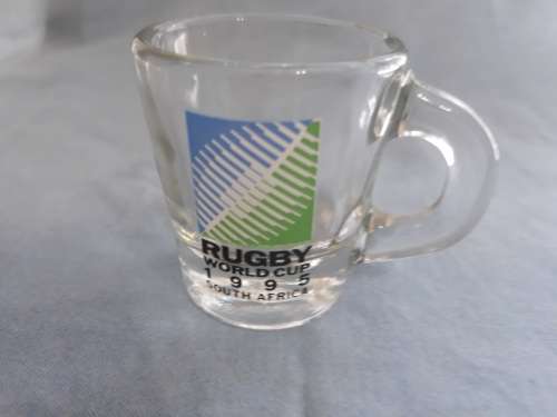 Collectors Rugby World Cup 1995.Bar Tot Measure.In box. R 80.00 View scans