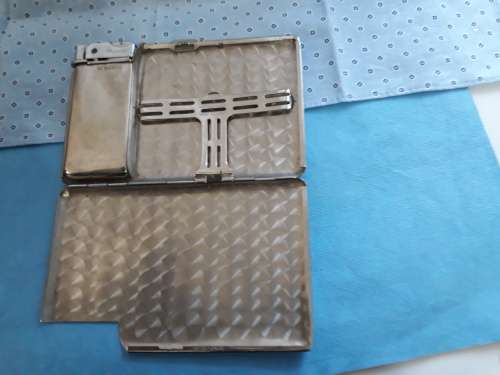 Vintage Liegneur Chrome Cigarette and Lighter Combo.Made in England.  R 360.00  View Scans