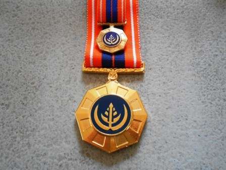 Pro Patria Medal Set - Full size and Miniature