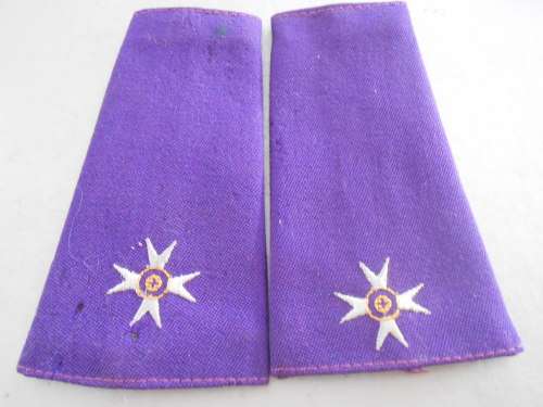 Chaplains Shoulder Insignia