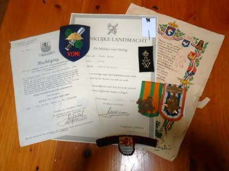 Dutch WWII Cross & Cross for Order & Peace ( Includes Paper work & Badges)