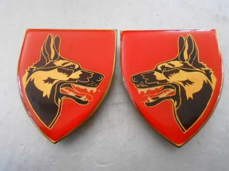 Matching Pair Dog Handlers Shoulder Flashes