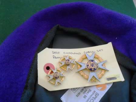 Chaplain Beret, Cap and Collar Badges