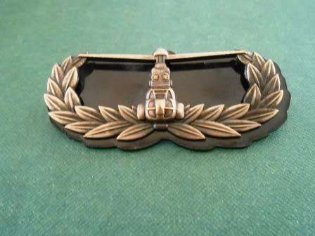 Air Assault Qualification Breast Badge - Full Size