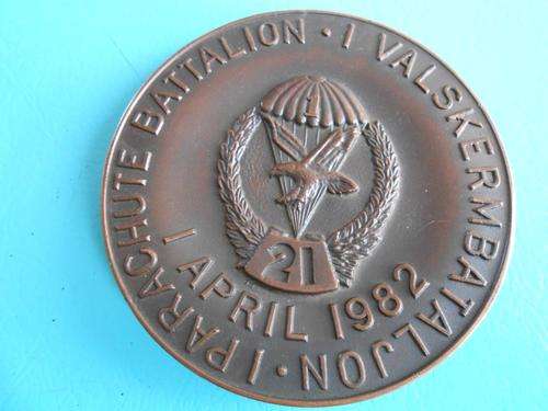 21st 1 Para Medalion **** Very hard to Find ****