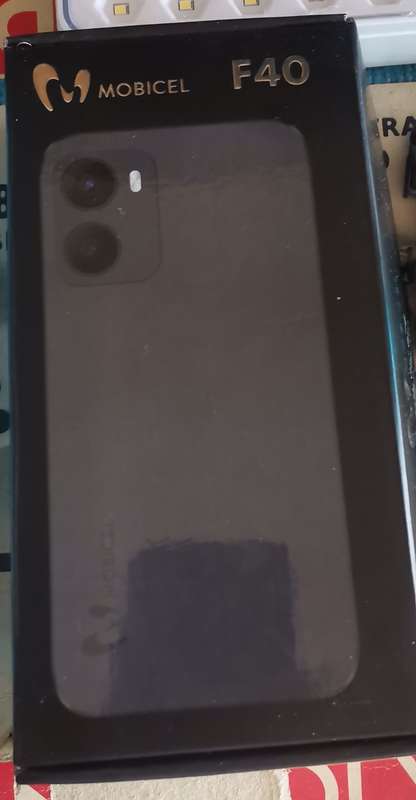 Mobicel F40 cellphone- Brand new