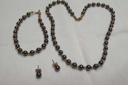 4 Piece Hematite Jewellery Set - never used, as new