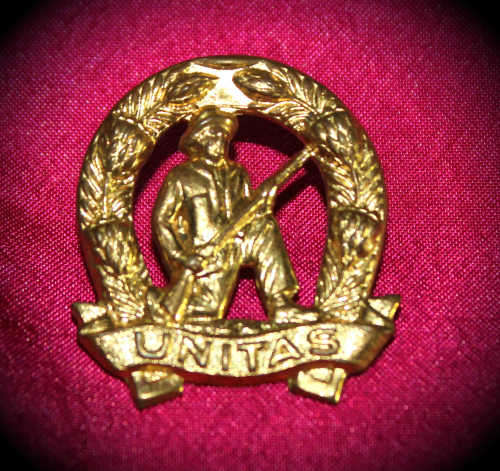 Vintage Unitas badge 26x30mm