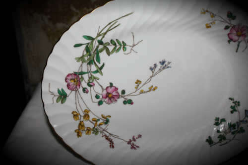 large Vintage MINTON Dainty Sprays oval Plate 320mmx252mm - 4 available-bid for 1 plate