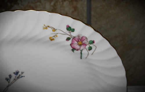 large Vintage MINTON Dainty Sprays oval Plate 320mmx252mm - 4 available-bid for 1 plate