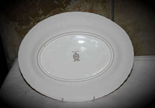 large Vintage MINTON Dainty Sprays oval Plate 320mmx252mm - 4 available-bid for 1 plate