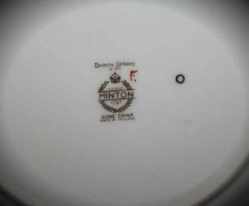 Vintage MINTON Dainty Sprays Bone China S511 Plate 200mm- 4 available-bid for 1 plate