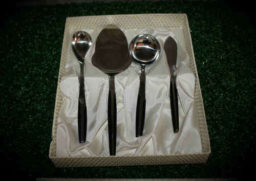 4 Piece Eetrite cake set Box set Box is 177x217x30mm