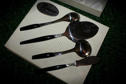 4 Piece Eetrite cake set Box set Box is 177x217x30mm