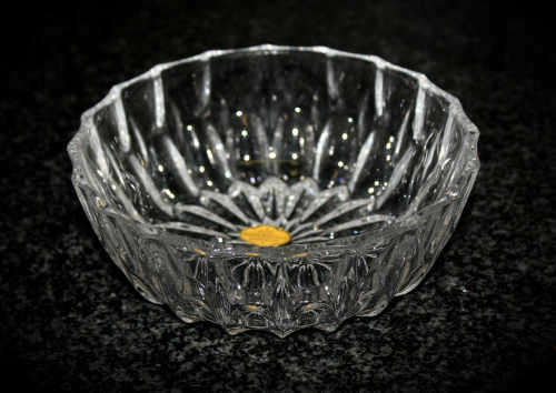 Echt Bleikristal Geprest -Crystal vase 55x156mm on silver plated tray 182mm