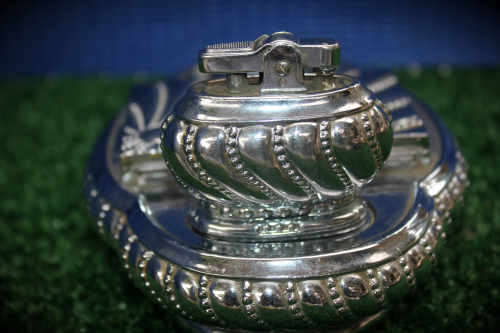 Vintage Silver plated Table smoking station with Ronson Lighter-as new
