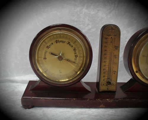 Antique lufft Weather station made in Germany (Not working)need repairs as in photos-160x310x60mm