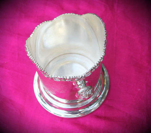 Beautiful Silver Plated Ice Bucket a Sheffield reproduction by MESI Industria Argentina165x140 -825g