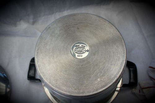 AMC Classic Pot _Pat Reg 0292-190mm(high) x 280mm
