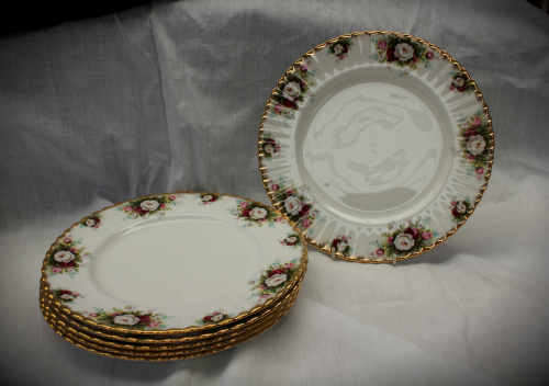 1960's Royal Albert Celebration Dinner plate -never been Used- 265mm "BID IS FOR  1"_6 available