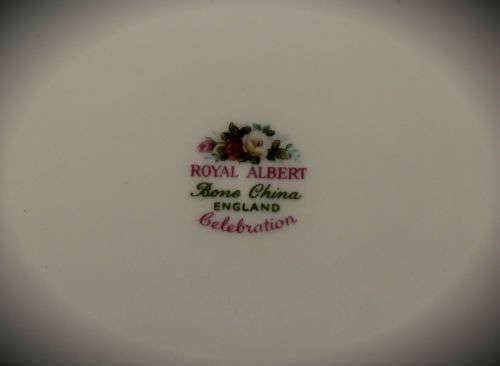 1960's Royal Albert Celebration Dinner plate -never been Used- 265mm "BID IS FOR  1"_6 available