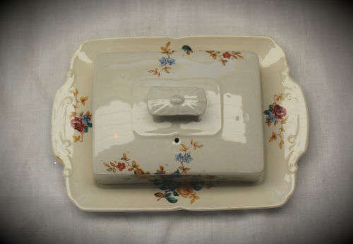 Vintage Grindley CREAM PETAL butter dish 70x220x142mm no chips or cracks-England