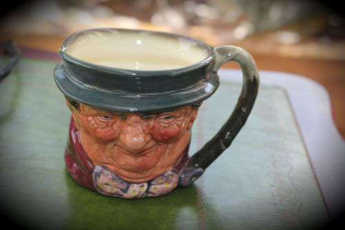 Vintage Royal Doulton Toby Jug Tony Weller 80x115x90mm