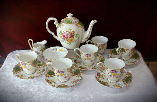 1950's Tuscan fine English Bone China Provence Teaset 5 Duo's Pot,sugar bowl ,creamer and extra Cup