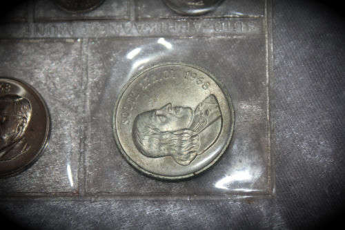 1968 ENG SA Mint issued UNC set  Silver R1 !!! _