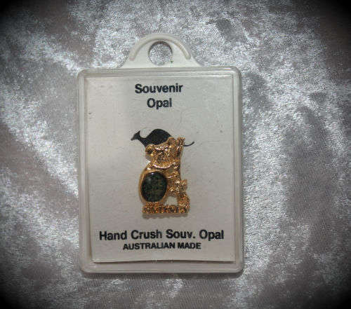 Hand Crush Souvenir Opal brooch made in Australia