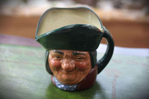 Toby Philpots D6043 - Mini - Royal Doulton Character Jug 82x95x70mm