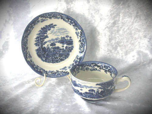 William James -Pastoral Symphony duo cup 60x90mm saucer 130mm