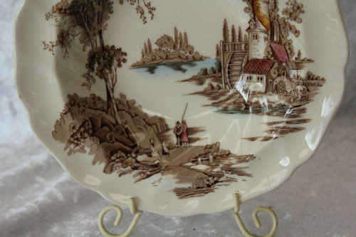 Vintage Bowl THE OLD MILL by Jhonson Bros made In England   35x168mm