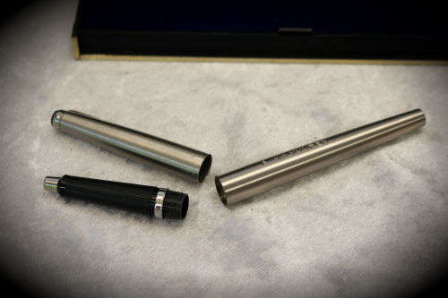 Parker pen -no refill -with a name engraved - in wooden Box