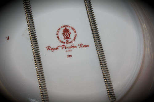 Royal Crown Derby Royal Pinxton Roses A.1155 XLV English Bone China Plate 261mm
