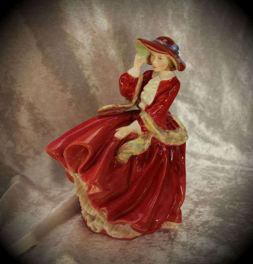 Vintage Royal Doulton Doll "Top O'The Hill Copr 1937 HN1834 190x137mm