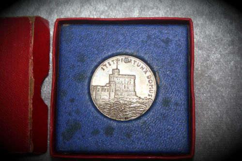 1935 George V Official Silver Jubilee Medal 16g -31mm  in origanal box